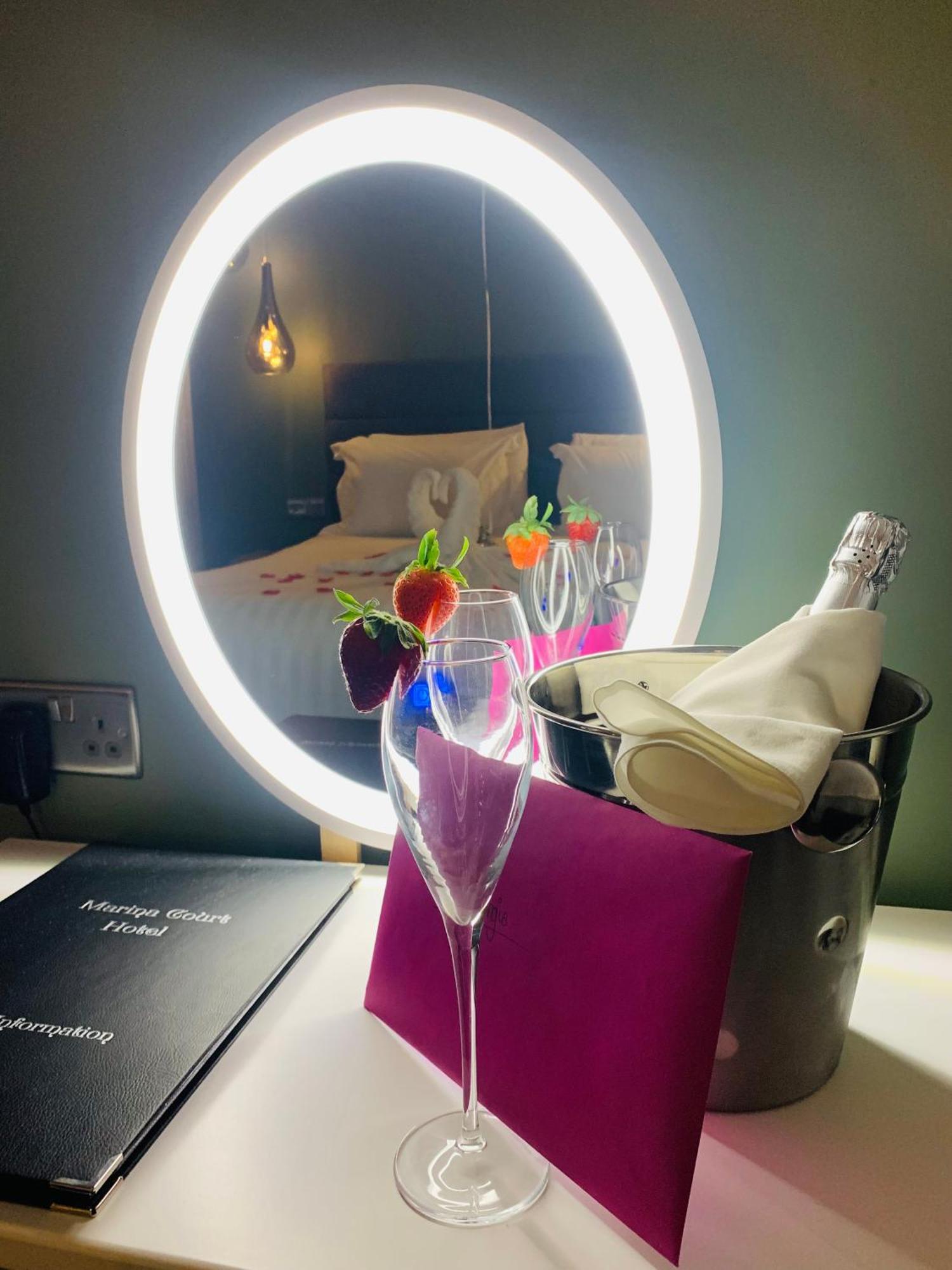 Guest house Marina Court 3*