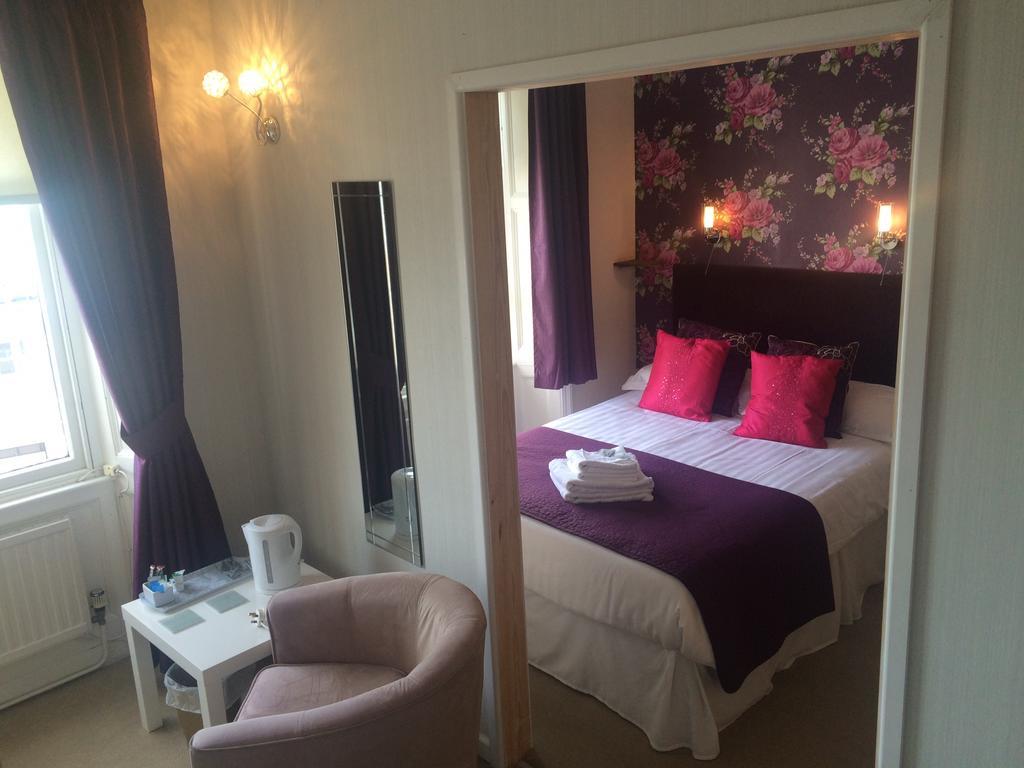 Marina Court Guest house Weymouth
